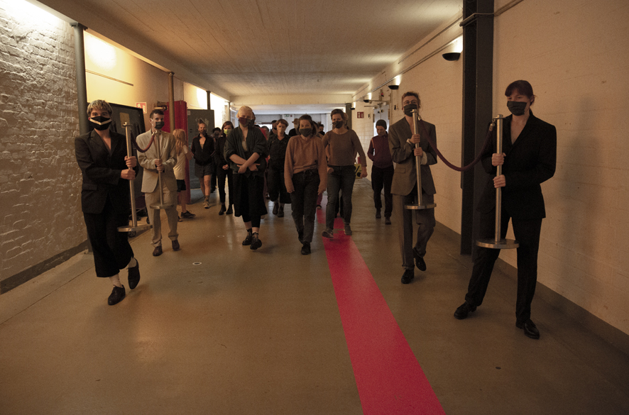 Künstlerische Abschlussarbeiten 2020 Masterstudiengang Performance Studies | Universität Hamburg Maximilian Mandery | abîme des oiseaux. für das ende der zeit. : Maximilian Mandery, Kotka Gudmon, Katharina M. Greeven, Stephanie Günther und Kattalin Newiger